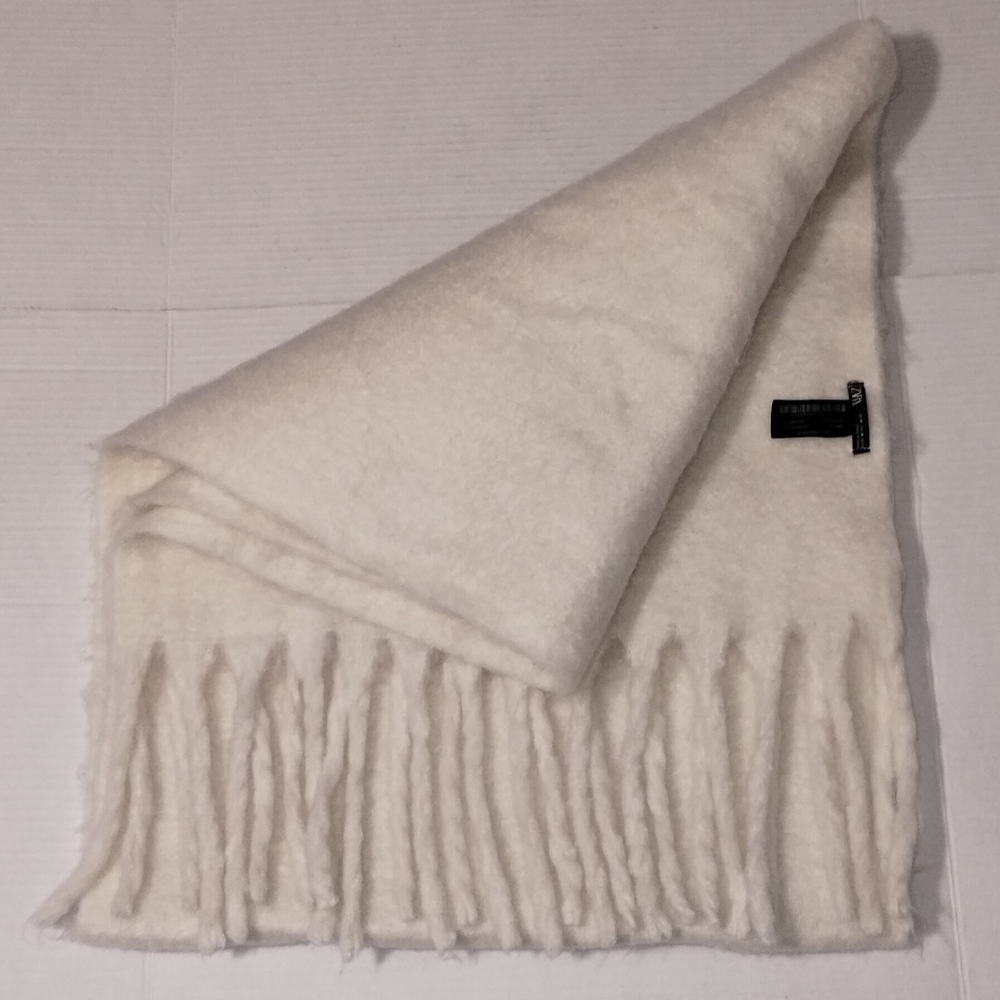 Zara Cream White Chunky Scarf